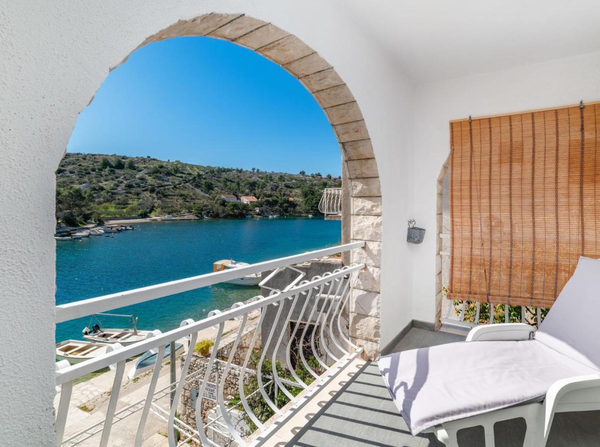 Amare Apartments Bobovisca 外观 照片