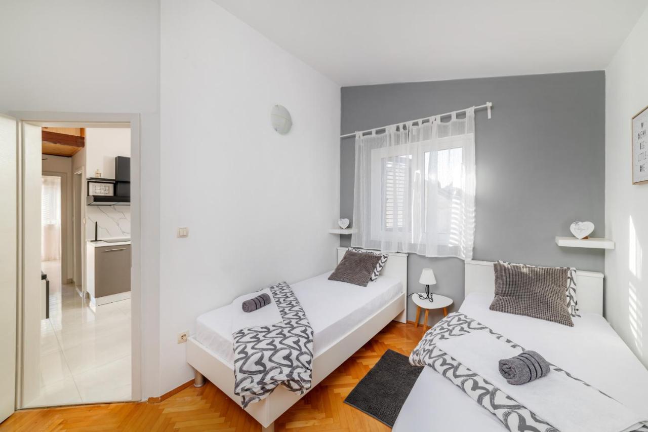 Amare Apartments Bobovisca 外观 照片